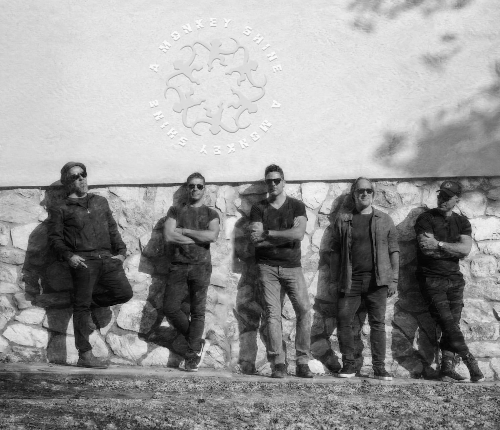 A Monkey Shine: Στις παρυφές του συνειδητού