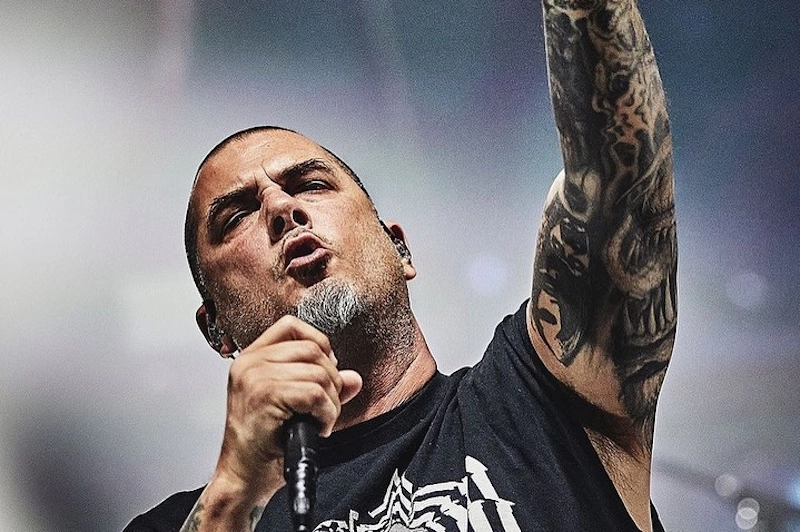 Ο Phil Anselmo βάζει τέλος στις φήμες για την υγεία του