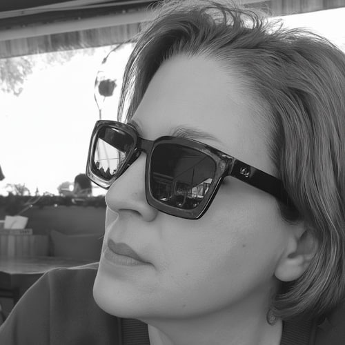 Έλπη Τεντζεράκη